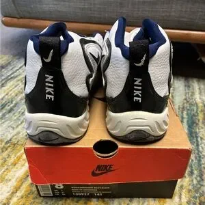 Nike | Shoes | Vintage Nike 9s Air Winged Flight | Poshmark display picture 1